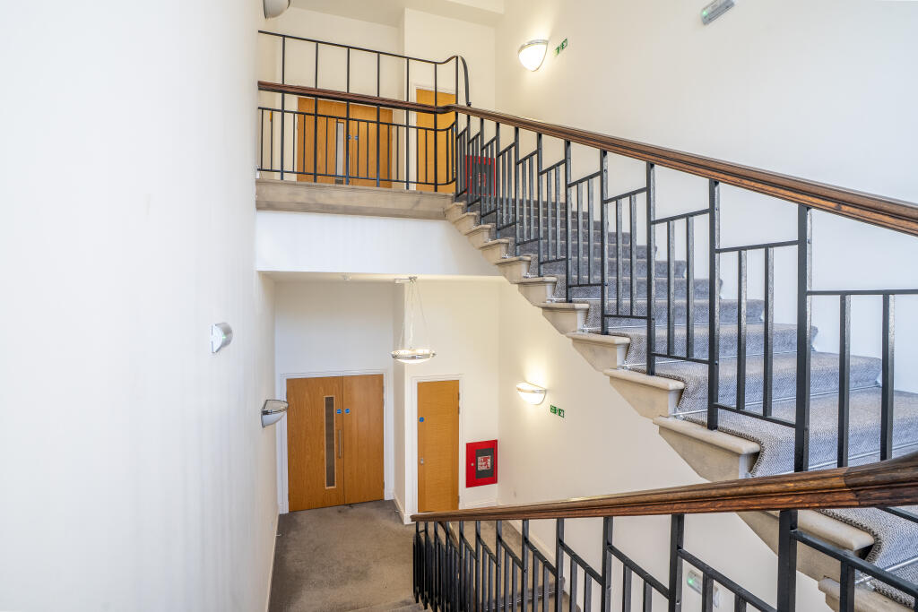 flat24oldschoolhouse3