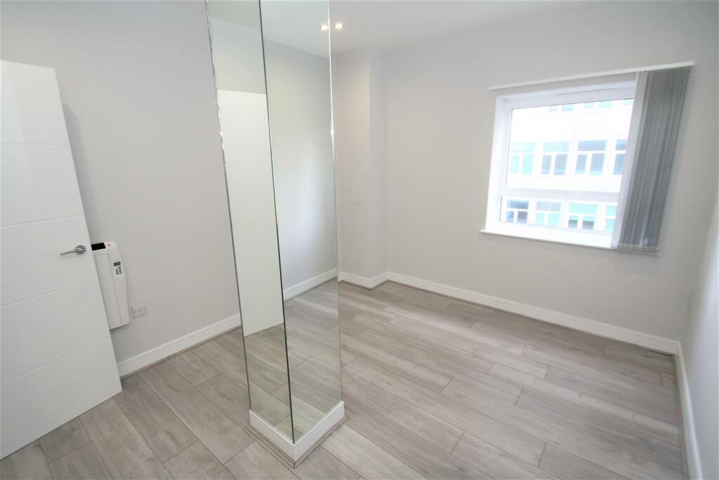 Bedroom2.JPG