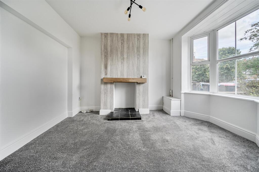 45 Grove Road, Atherstone