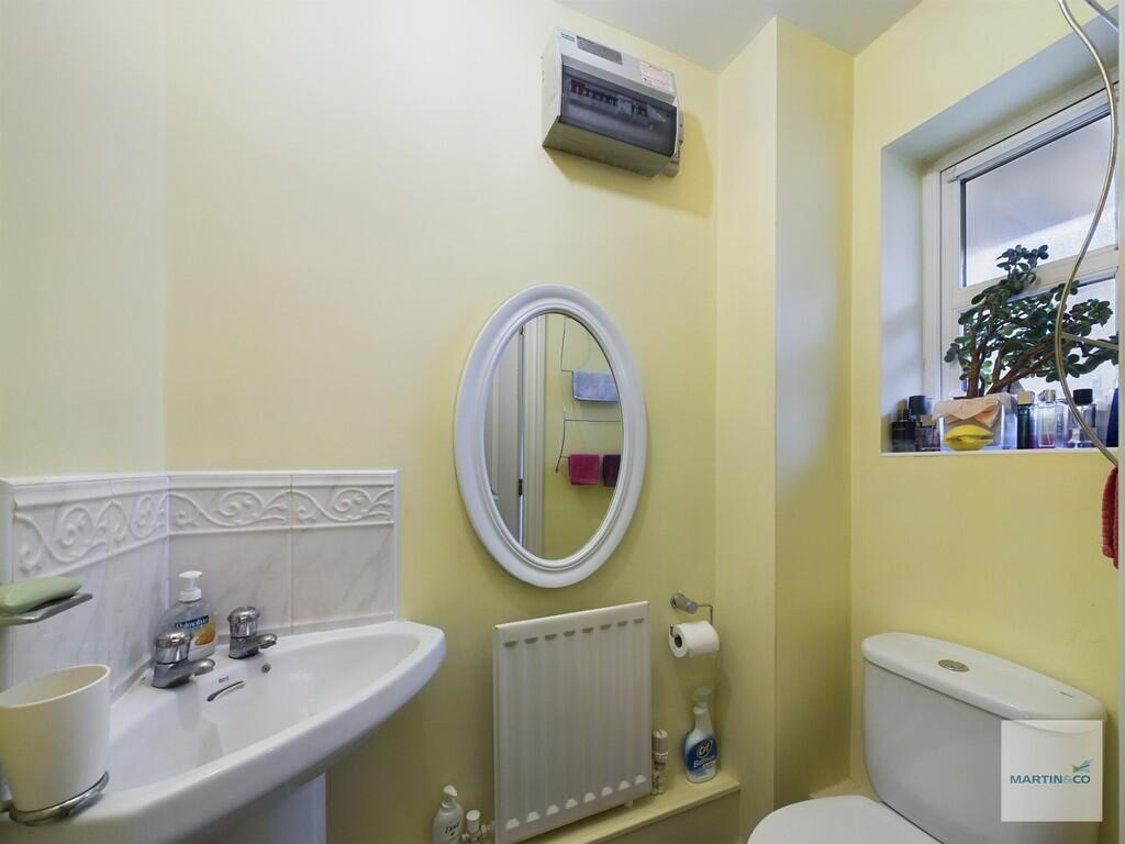 CAM03394G0-PR0244...