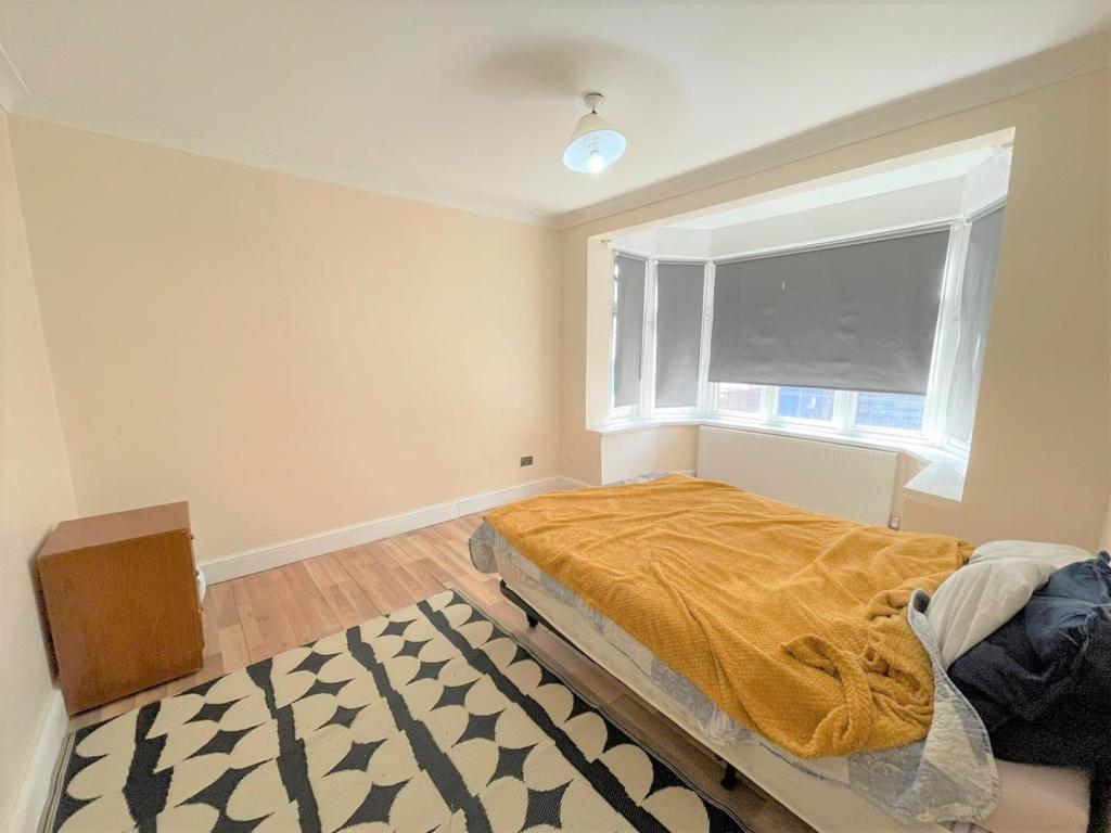 Bedroom One.jpg
