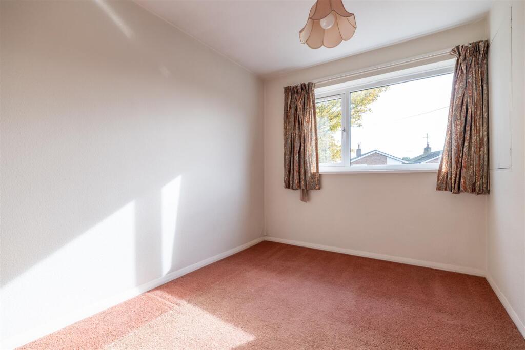 Bedroom 4 .jpg