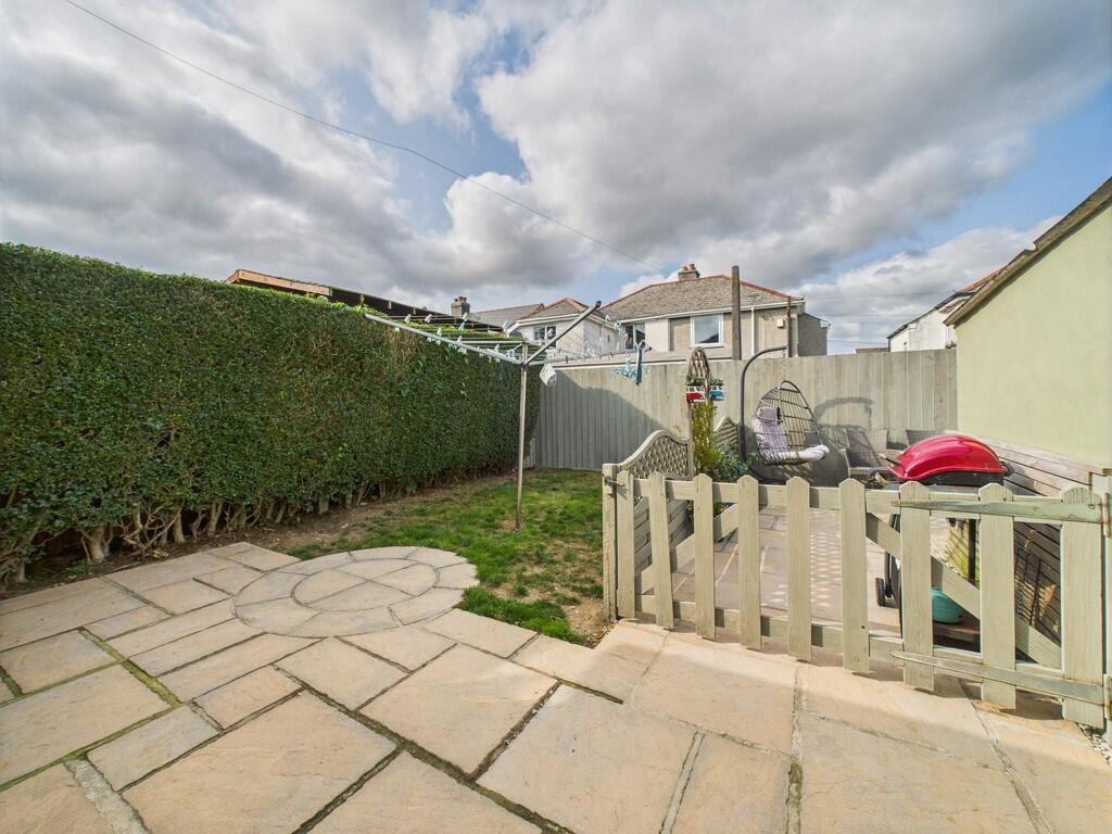 CAM02089G0-PR0546...