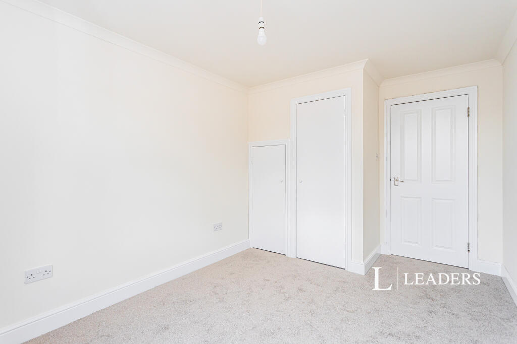 2nd Bedroom