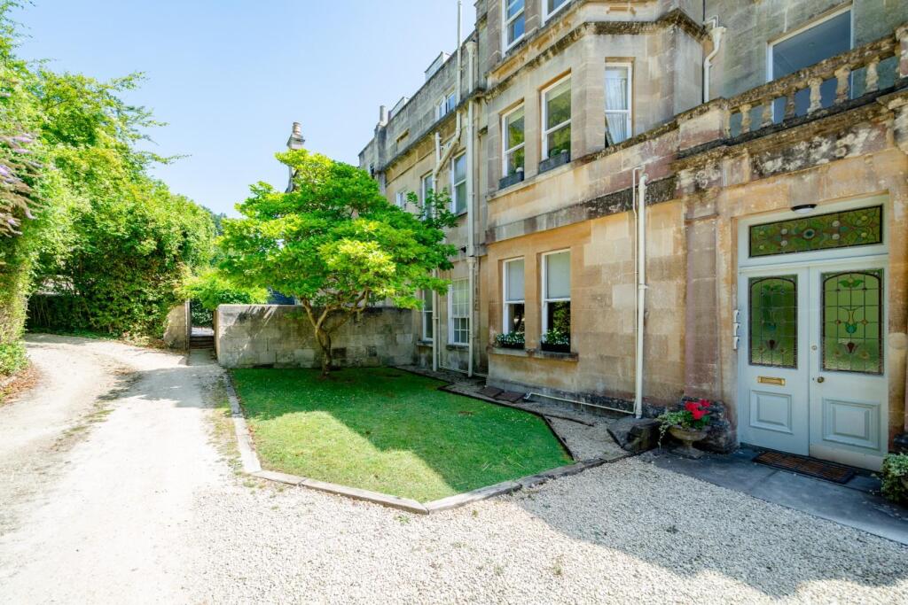 Flat 4, Northfields House BA1 5PR-2.jpg