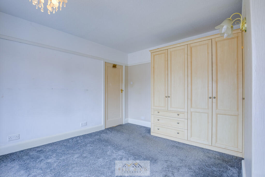 Bedroom 2.3