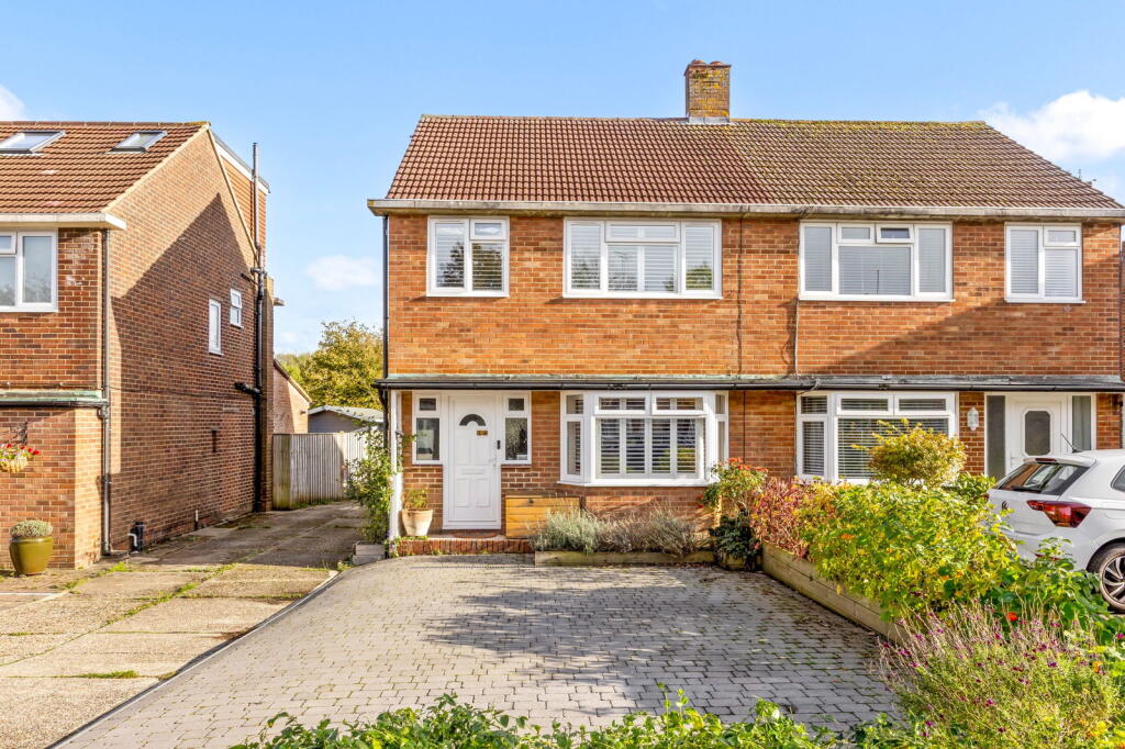 Priory Road, Hassocks, West Sussex, BN6 8PS