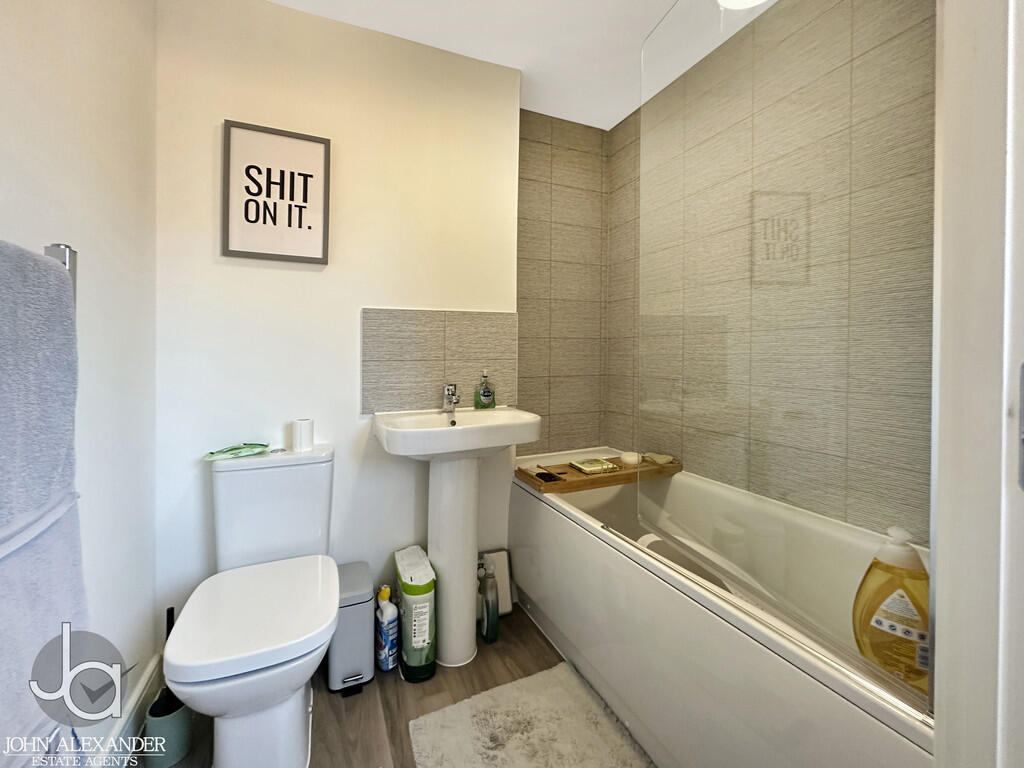 20250513_12064809...