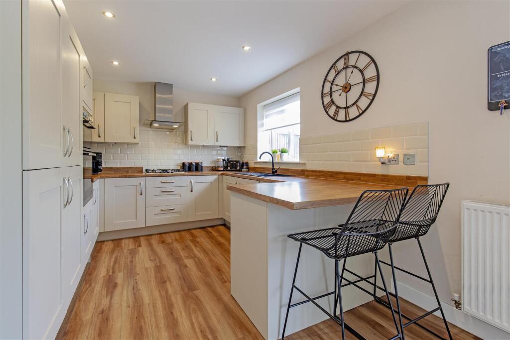 Kitchen-4.jpg