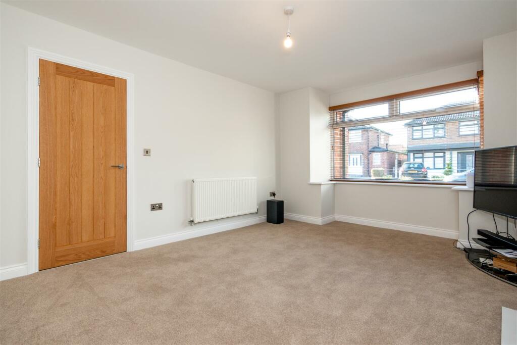 Lounge Aspect 2.jpg