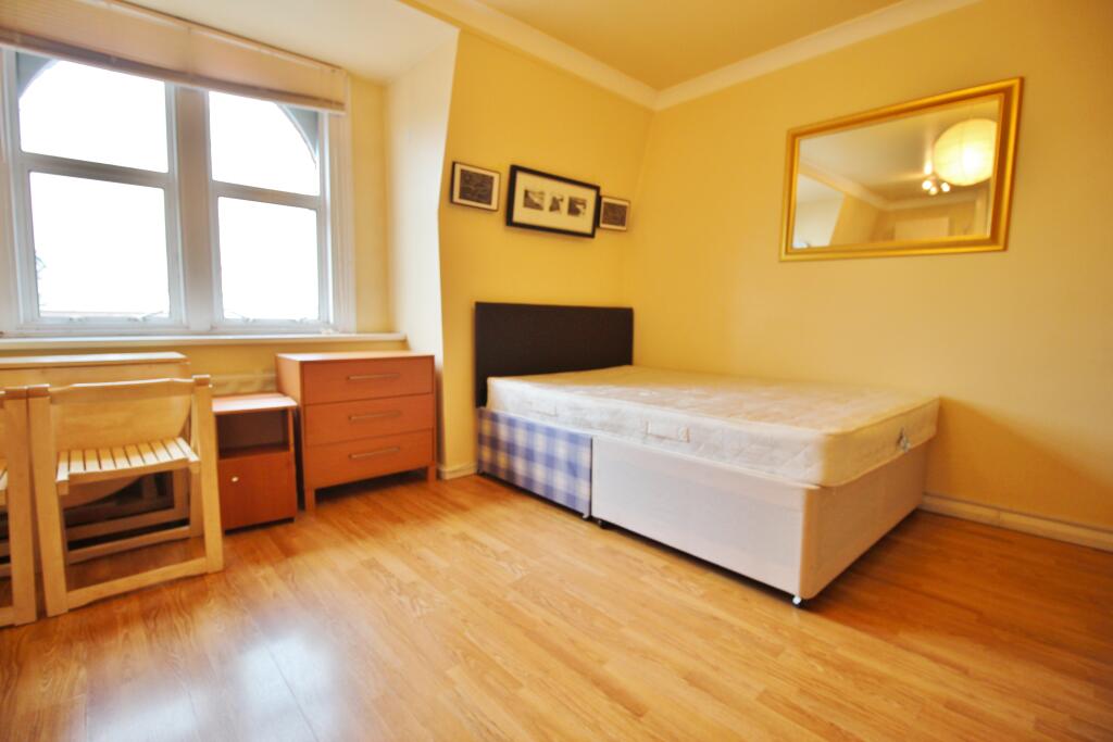 Lounge / Bedroom