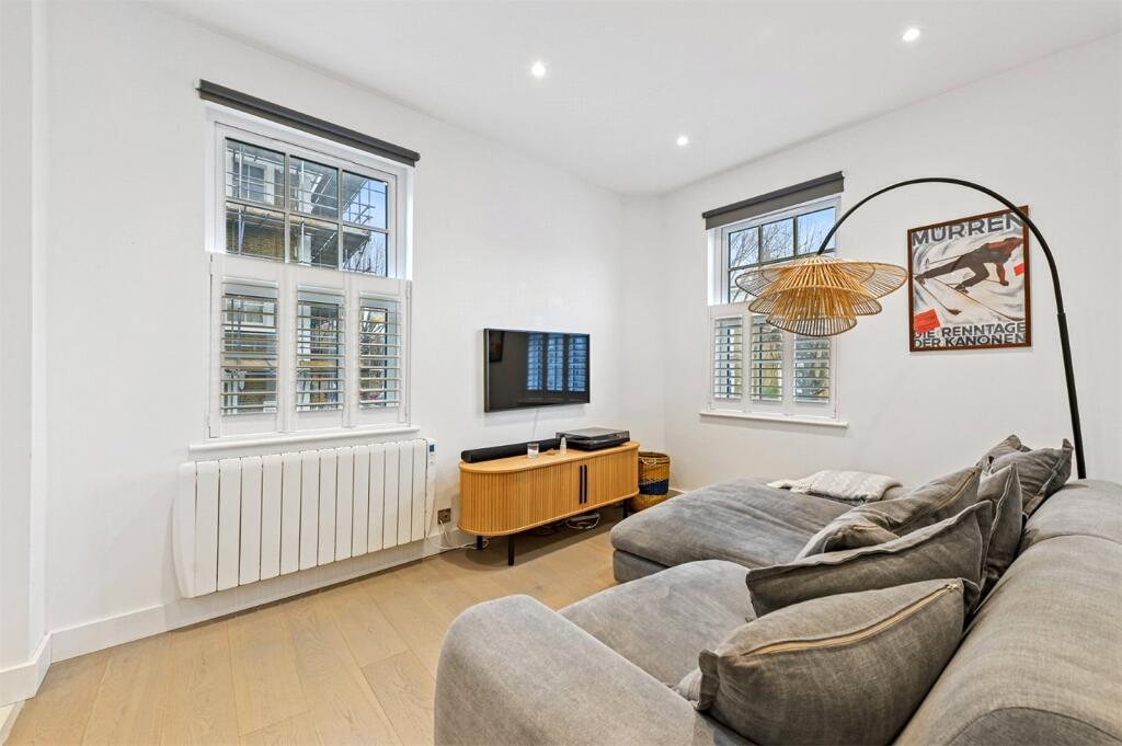 King Edward's Rd E9