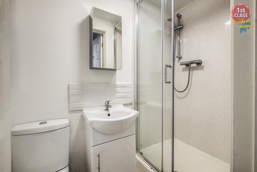 Bedroom 3 En Suite 