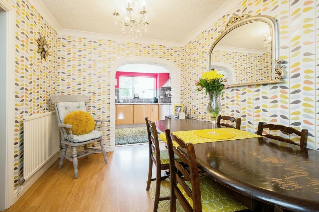 e9a229c1-372 20Ha...