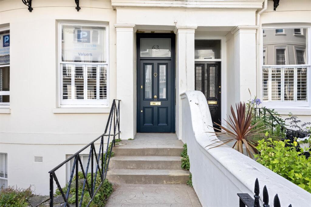 Lansdowne Place, 63-022.jpg