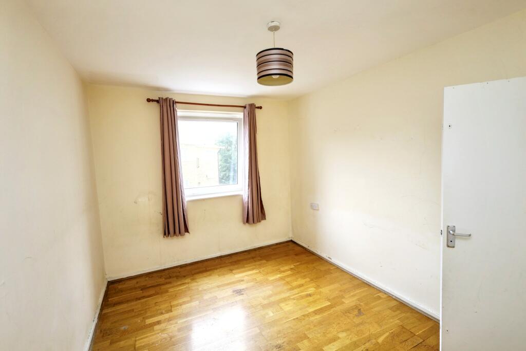Flat 22 Rapley House, Turin Street, Bethnal Green, London, E2 6NH