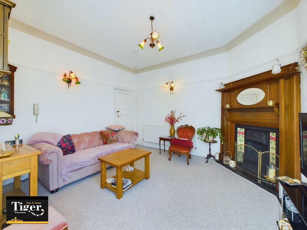 CAM03440G0-PR0024...