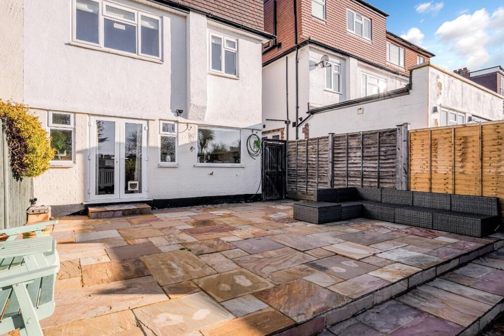 FAIRFIELD WAY (13).jpg