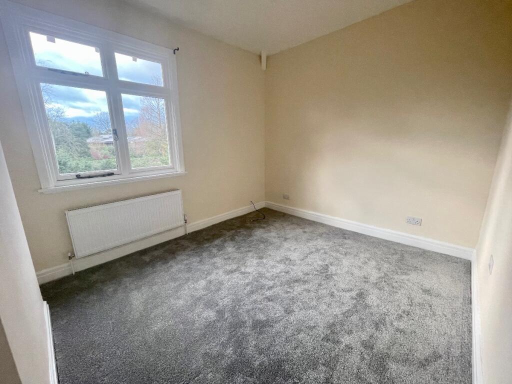 Bedroom 2 (overlooking Rear Garden)