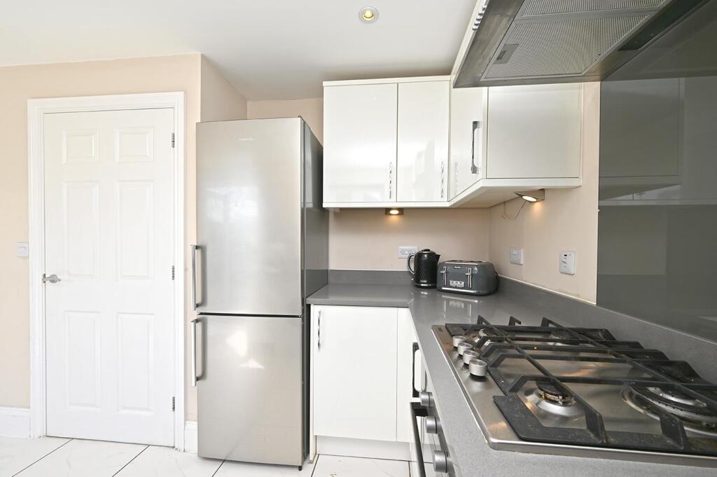 Kitchen - hob and worktop.jpg