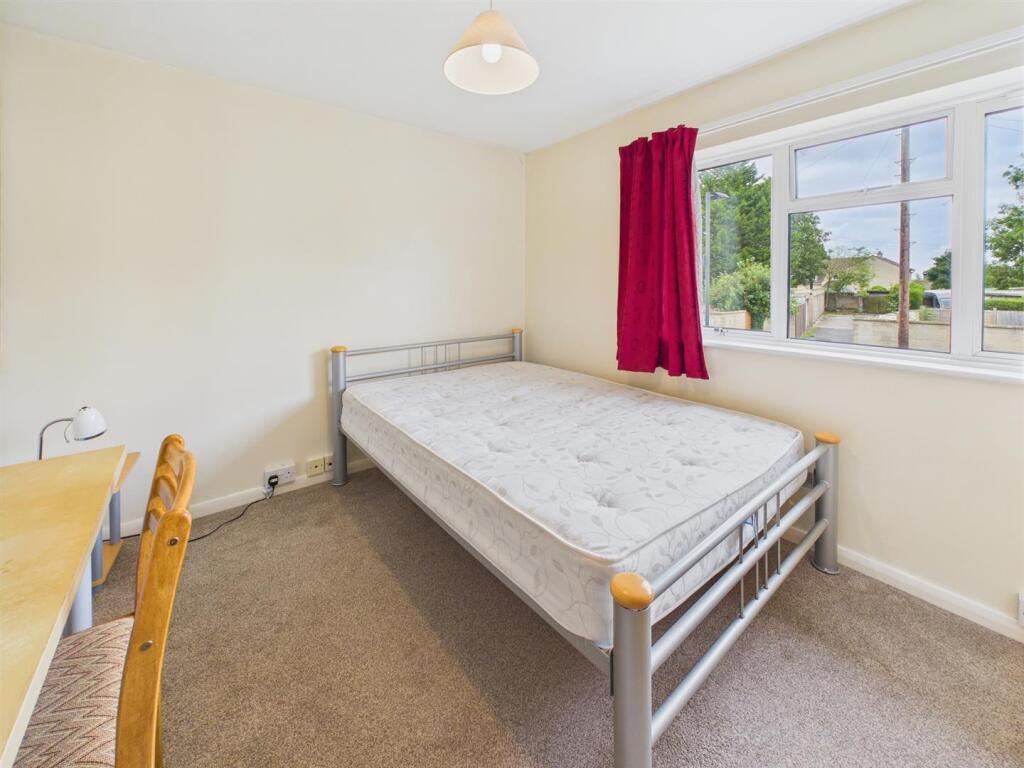 CAM03789G0-PR0079-ST