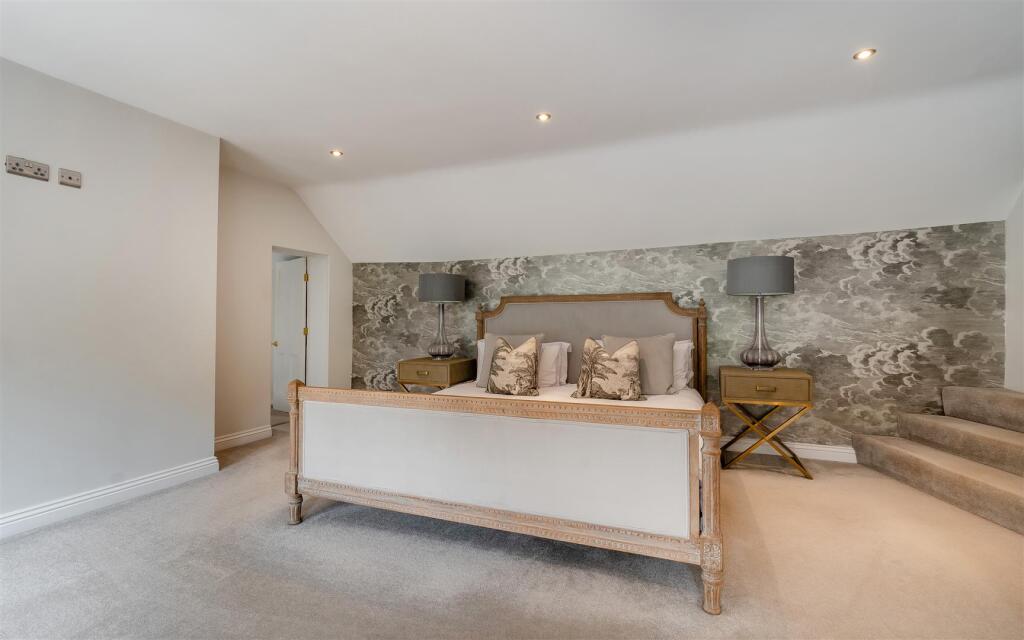 8647023-interior06.jpg