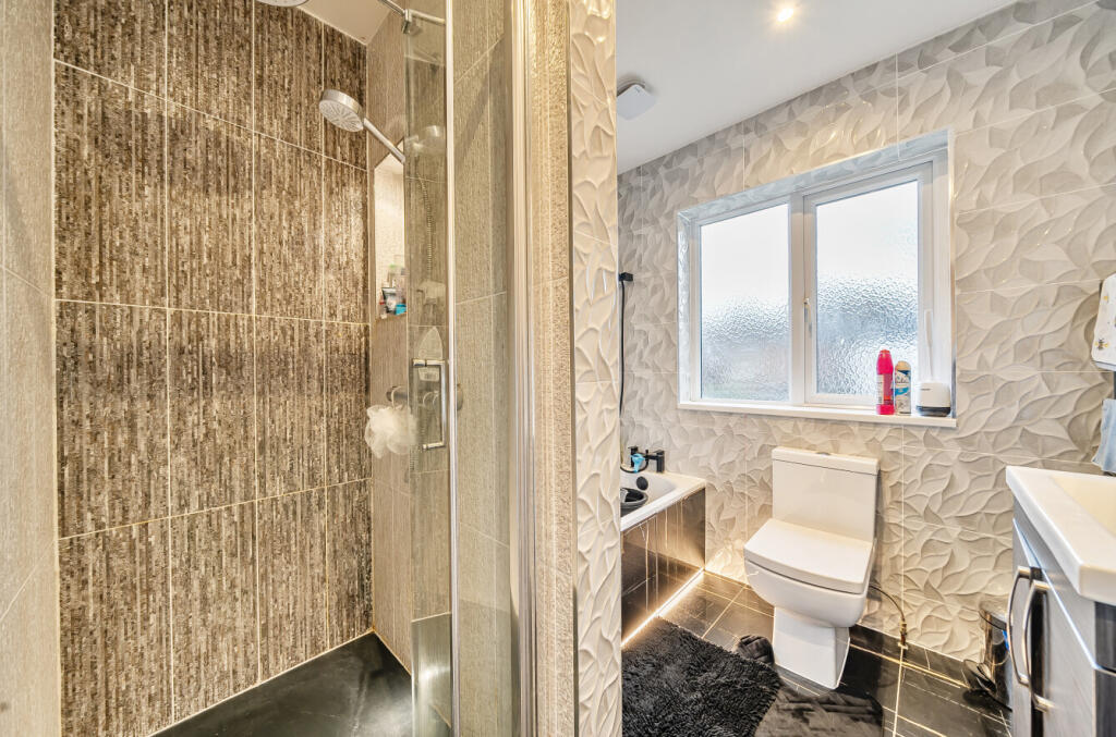 1328528-6-687fcaf...