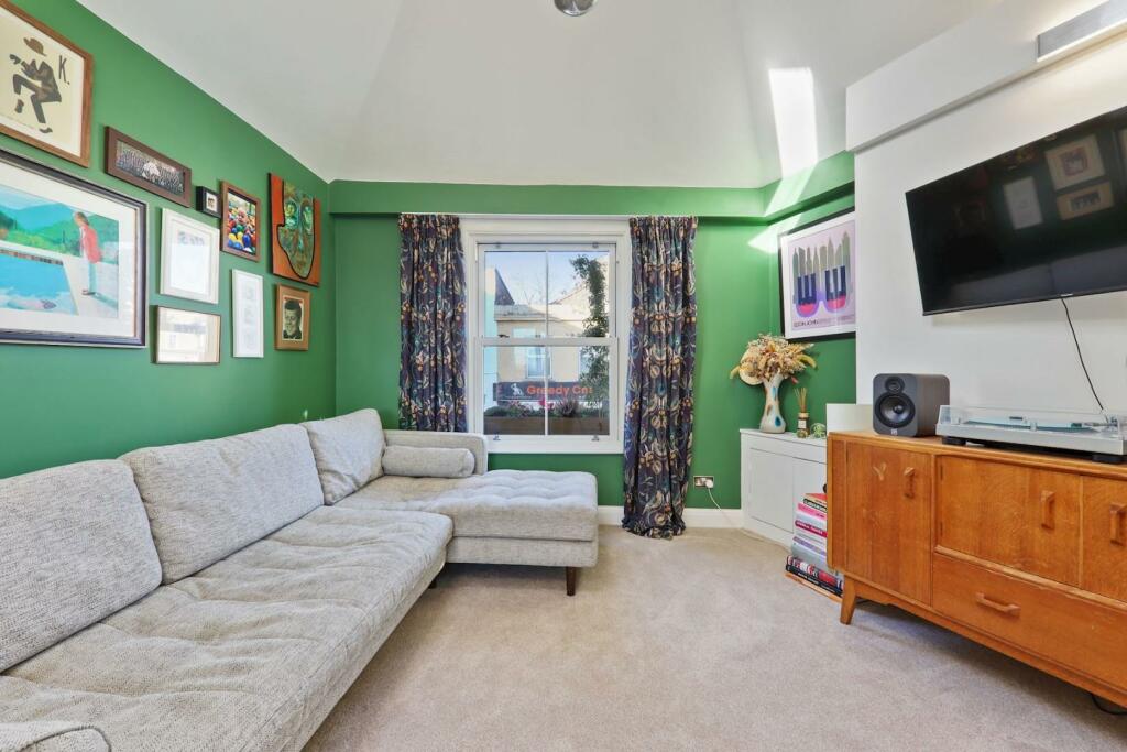 02-d046JHPropWorld - 233b Dartmouth Road - 6 (1)-m