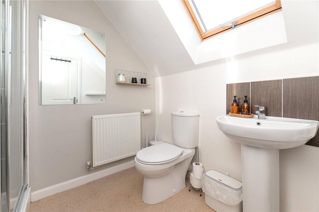 Master En-Suite