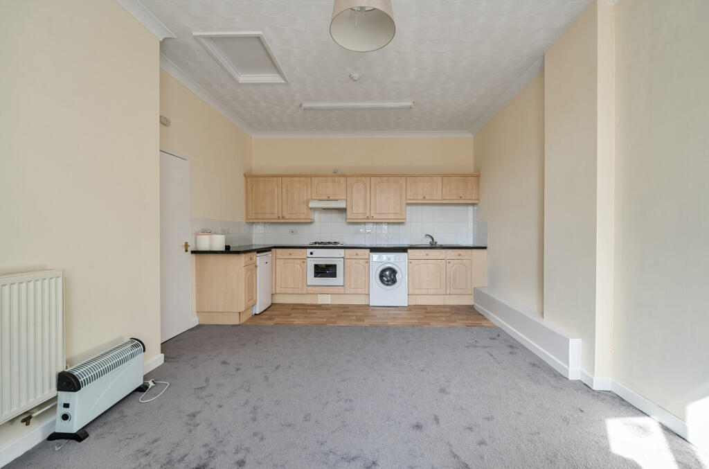 Kitchen/Lounge