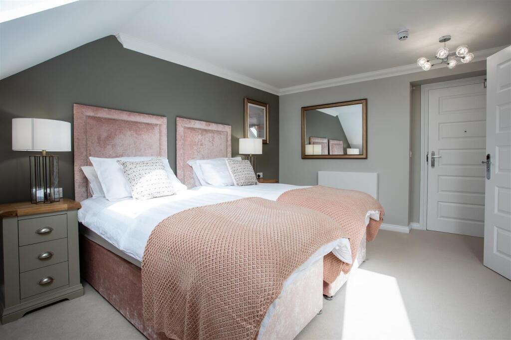 Owners Guest Suite.JPG