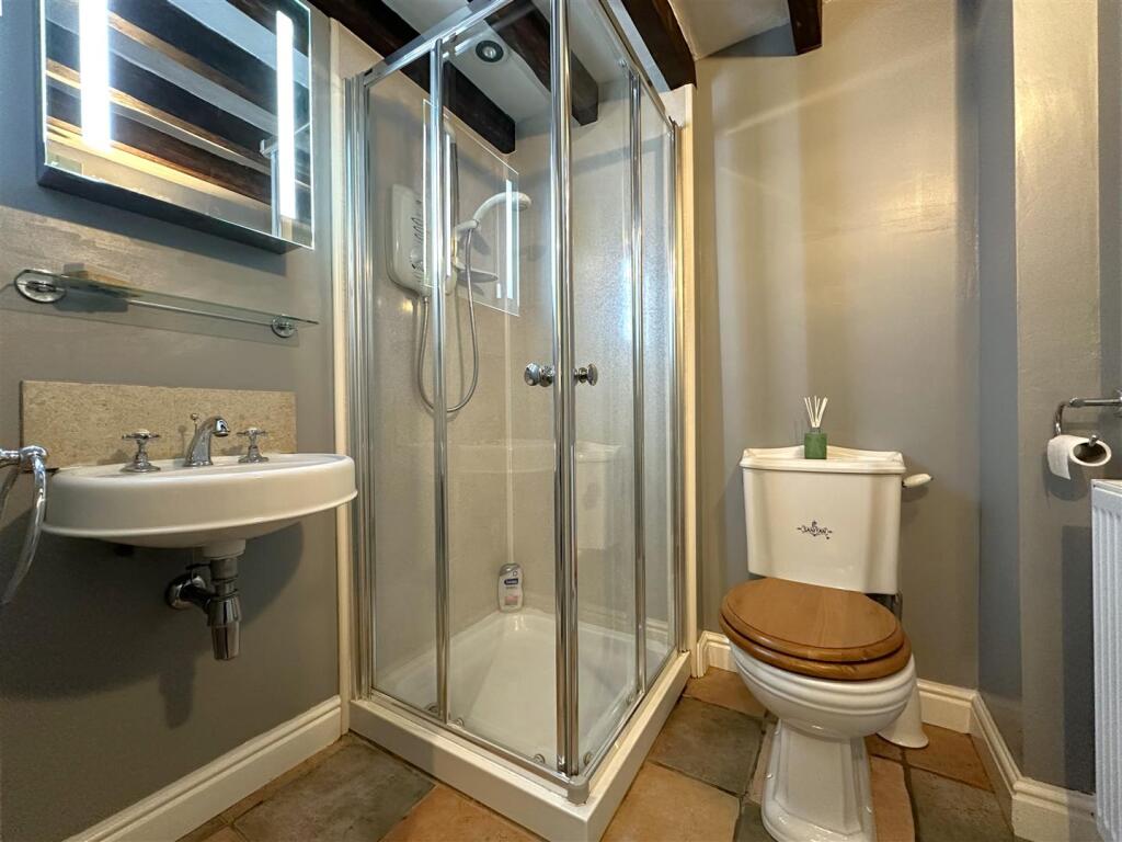 Ground Floor Shower Room 283
