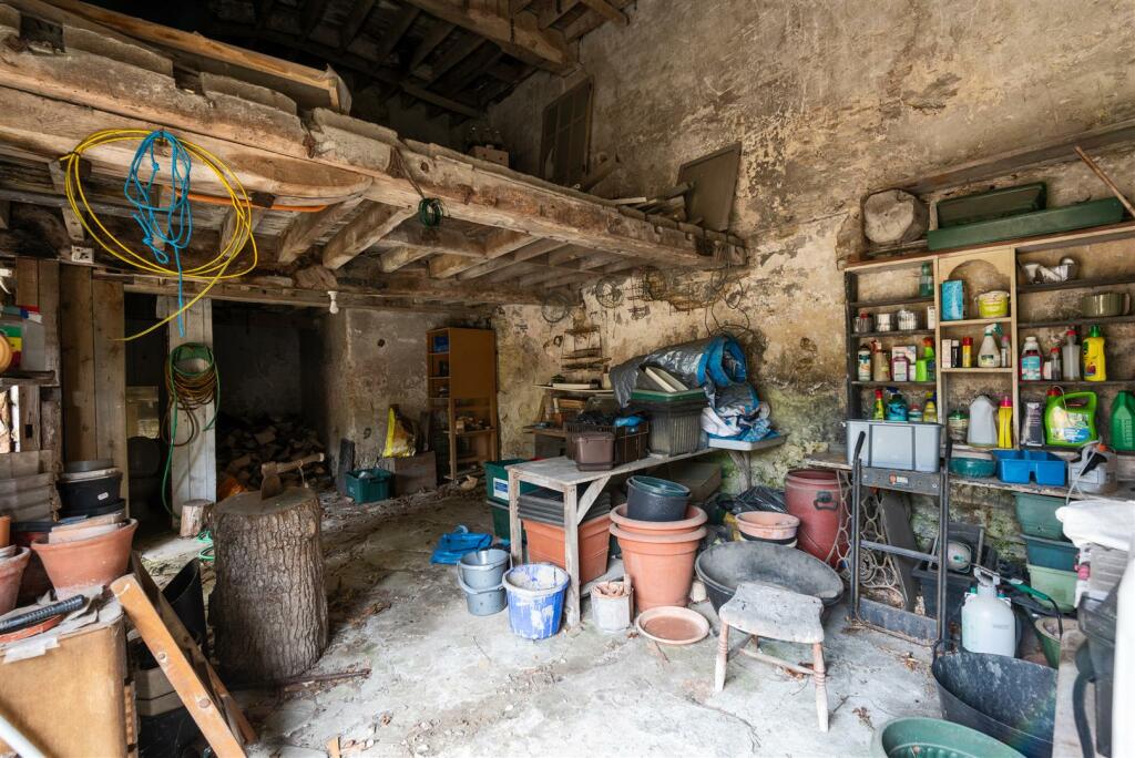 Barn Internals I.jpg