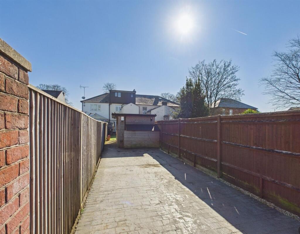 CAM01224G0-PR0590-STILL001 Edited.JPG