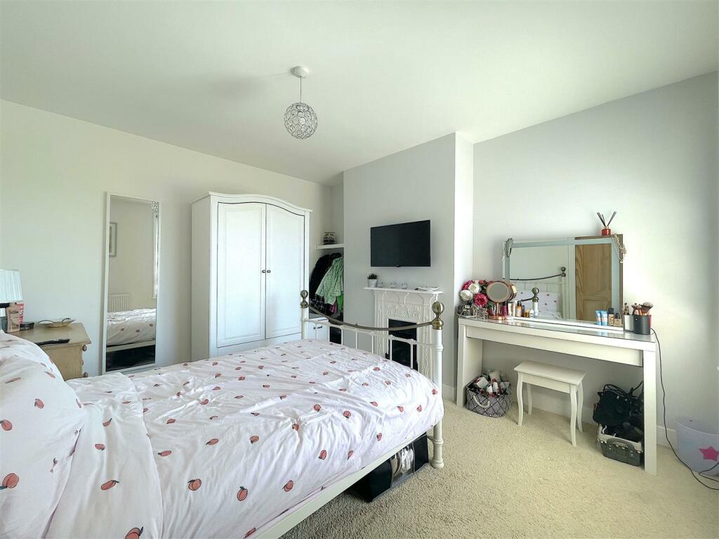 Bedroom Three (1).jpeg