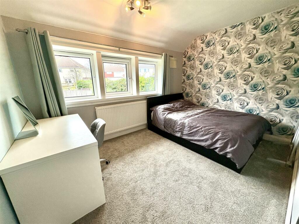 Bramleys Estate Agents - Myrtle Gardens - Halifax 