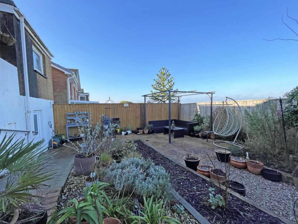 Upland Drive 104 Garden 3.jpg
