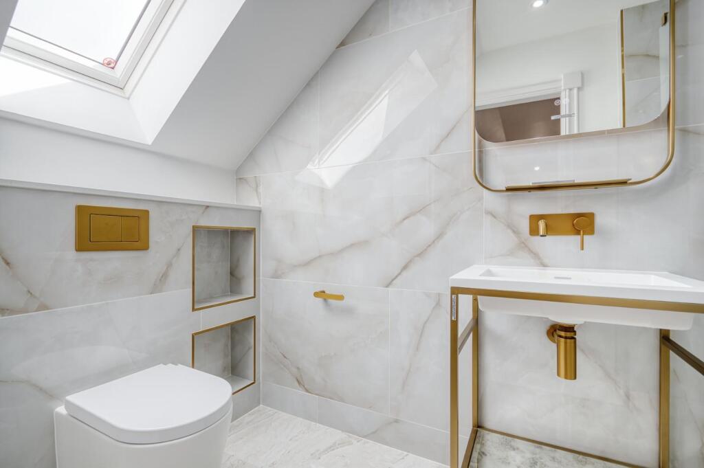 BR5 En-suite