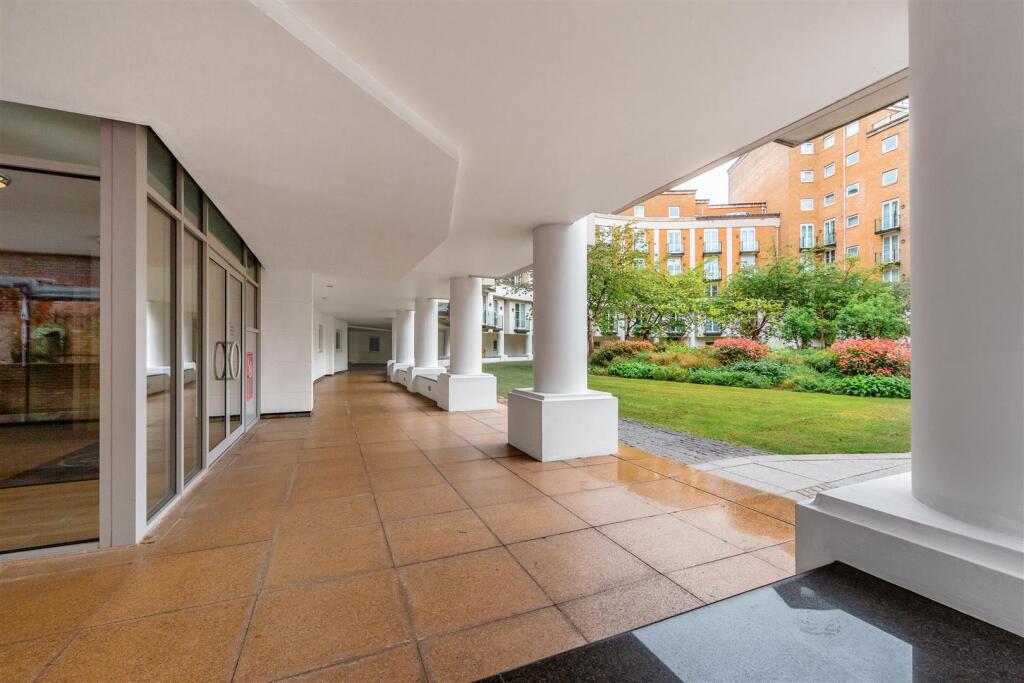 Albert's Court