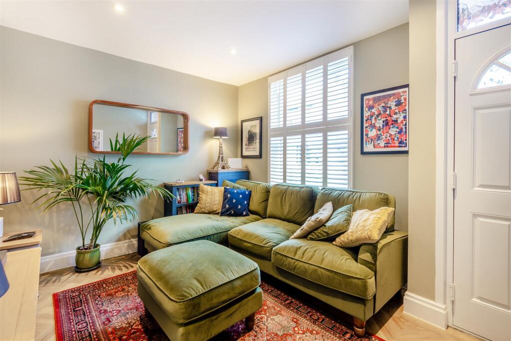 Glencoe Road, Weybridge