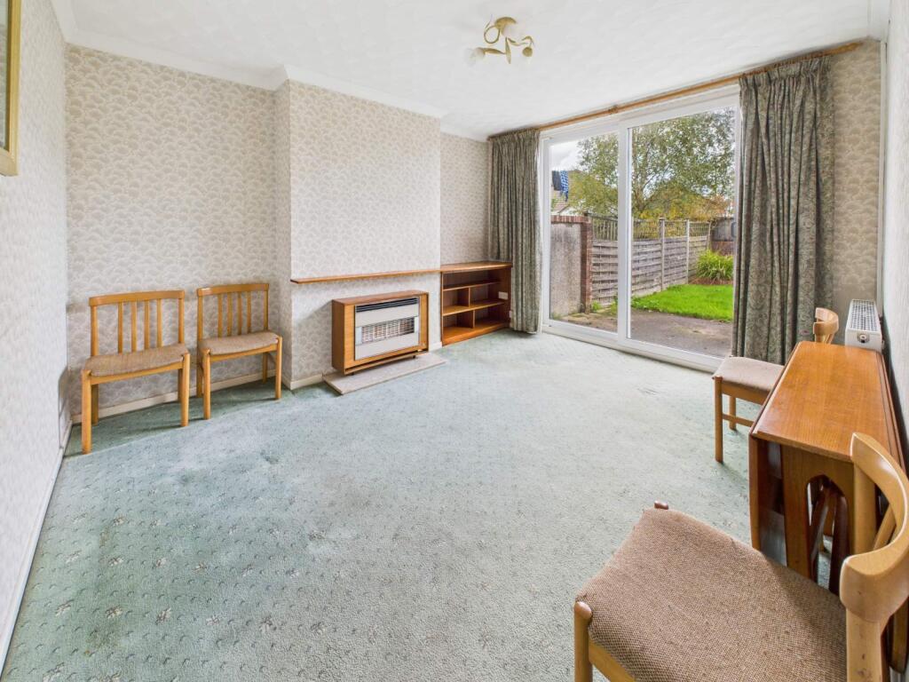 Family room/dining room