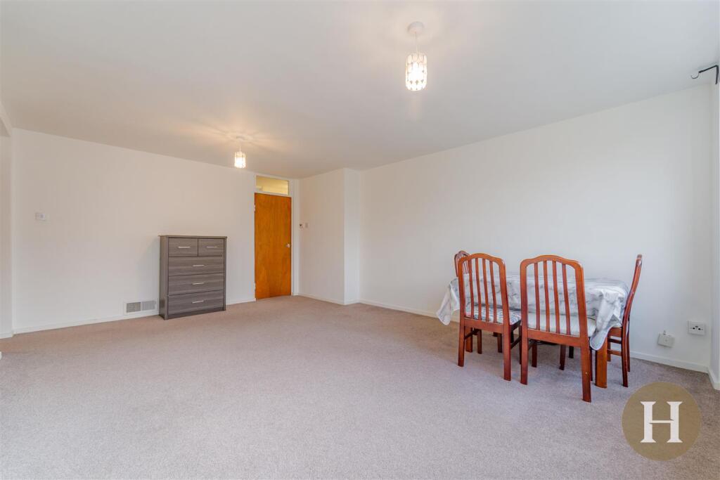 Hadleigh Estate Agents-10.jpg