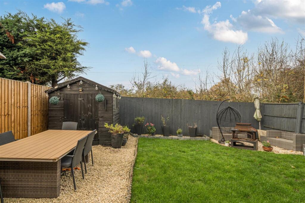 28 Ridge Drive (17).jpg