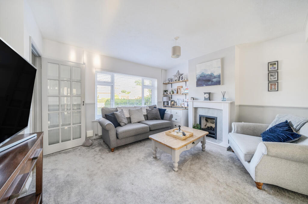 1312595-6-6852fc0...