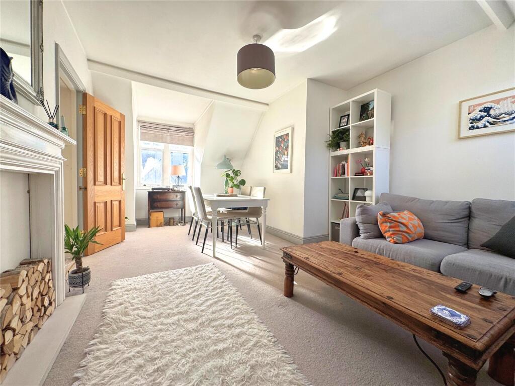 Living/Dining Room