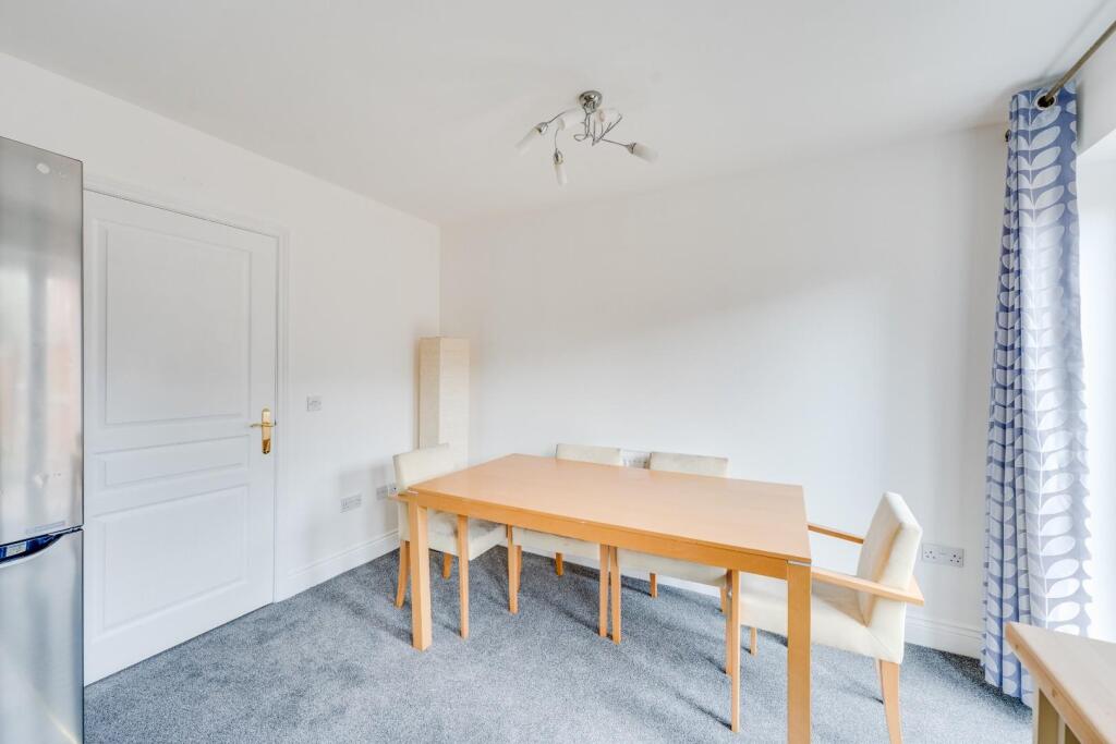 1.10 - dining area.jpg