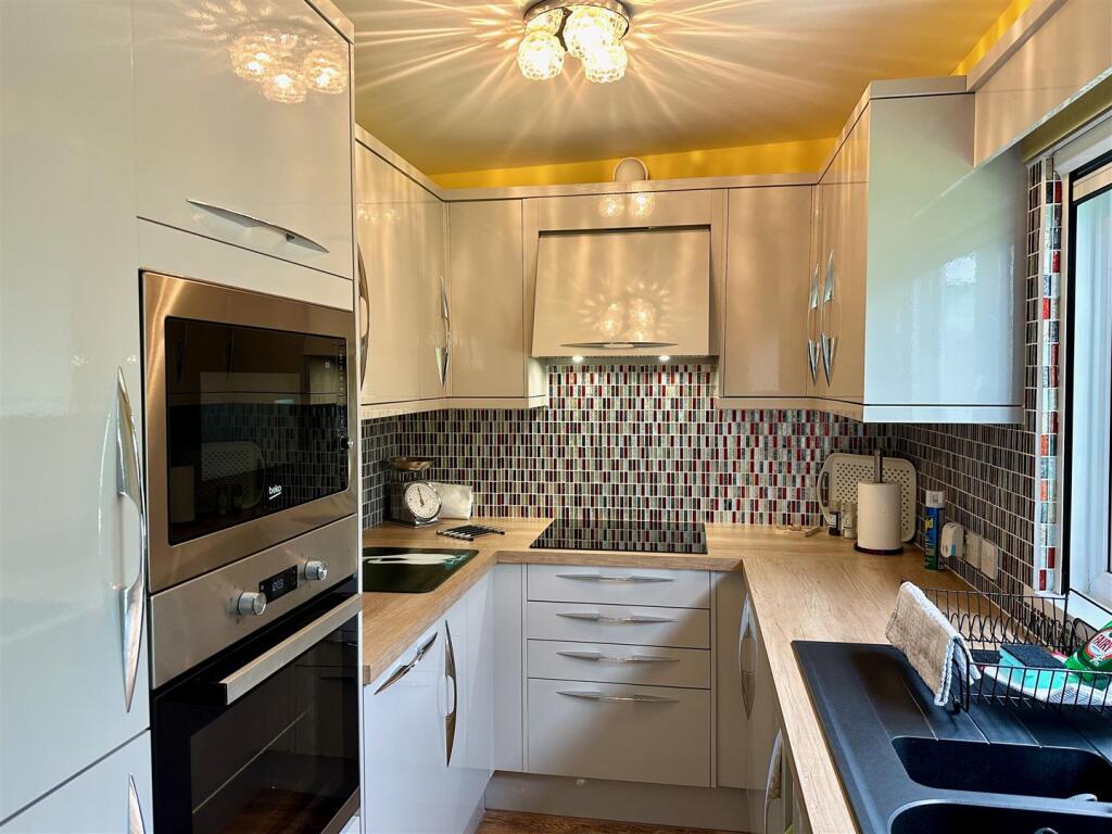 3 Pompeys Lane Ferndown BH22 9DY - 21 of 24 annex 