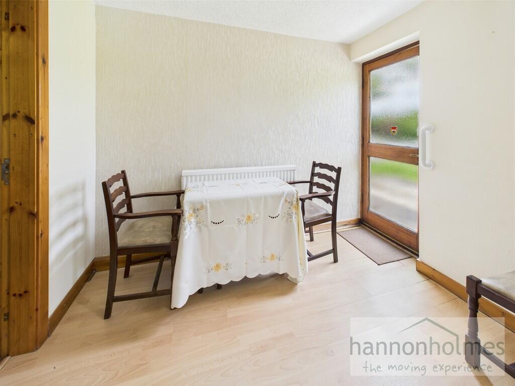 CAM05283G0-PR0056...