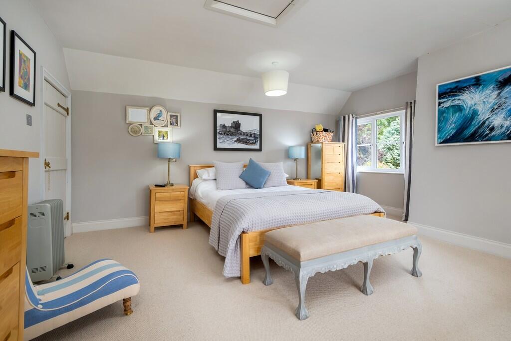 1440px-Elm Farm H...