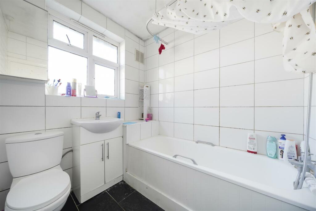 67A Braemar Avenue - DTyfNd4SRR3I47gdU4vy.jpg